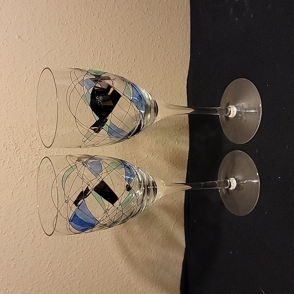 Luminescence Set Of Two Wine Glasses